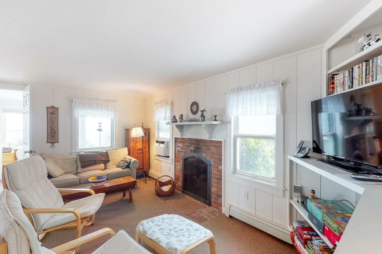 2 Bed 1 Bath Vacation Home In Eastham Exterior photo